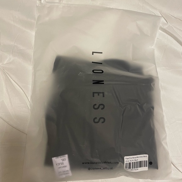 Princess Polly Playa D’en Bossa Mini Dress NWT - Picture 9 of 15